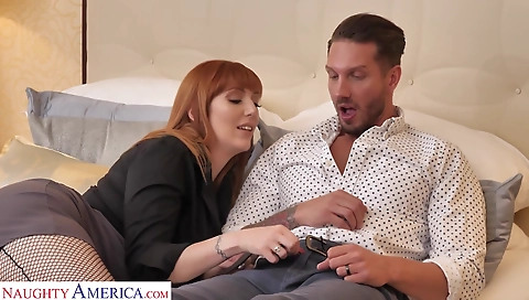 Milfake and cum on face