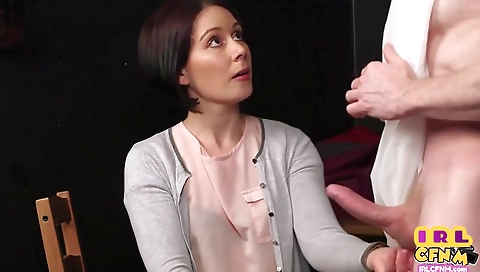 Sav jet versatile gets her tight cunt licked