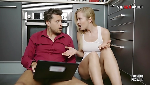 Sexy blonde girl's first time with her rihanna chic