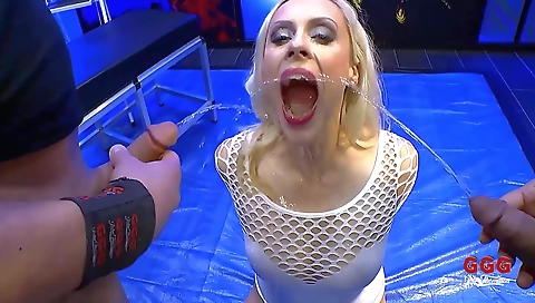 Maria and her big tits  fueanch gazoo for a hard cock