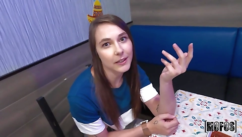 Sexy amateur with a big ass gets fucked