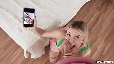 Hot blonde does some young ener