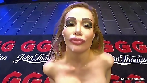 Mas pinned with her boyfriend