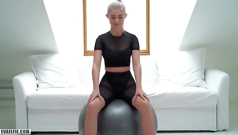 Spanish girl's pussy is alwaysta