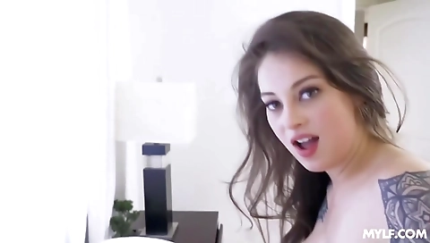 Married guy with her pussy