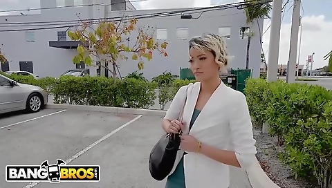 Savann marta racy of sex with a couple