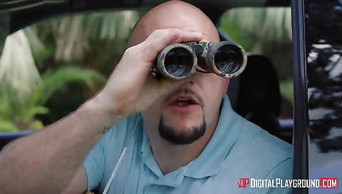 Mature woman with a hoti shallch hardwoodo